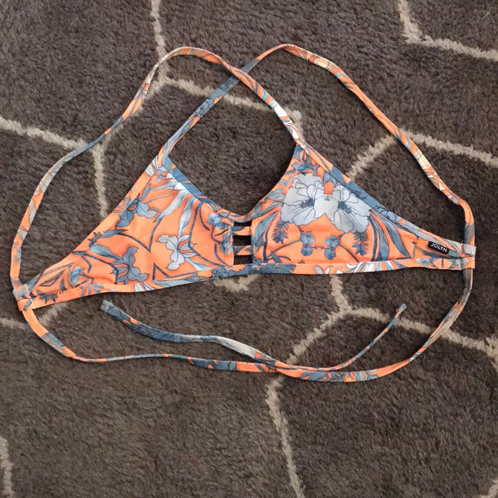Jolyn bikini top